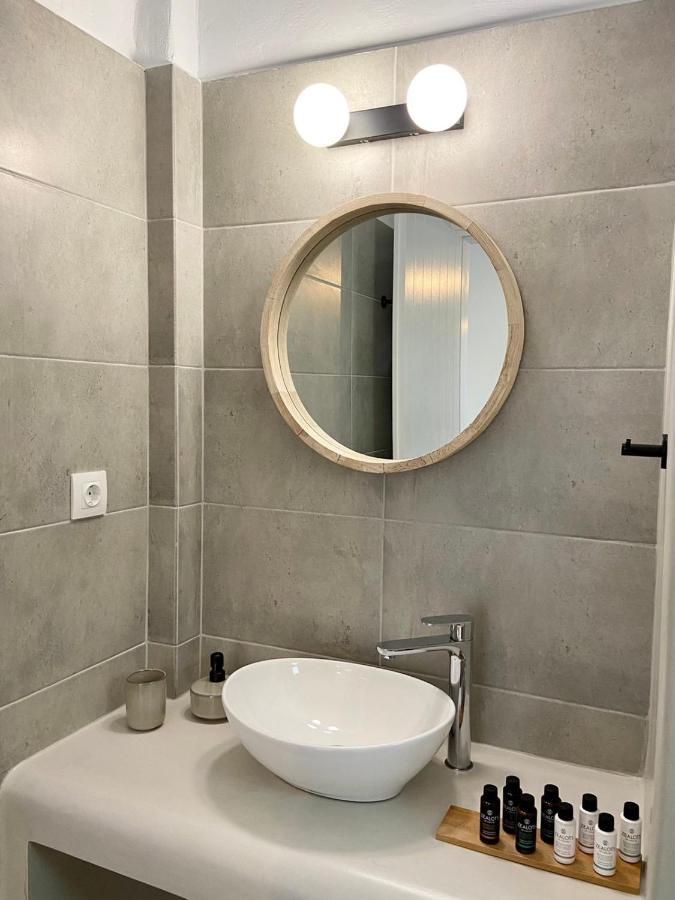 Batsi Seaside Apartment Luaran gambar